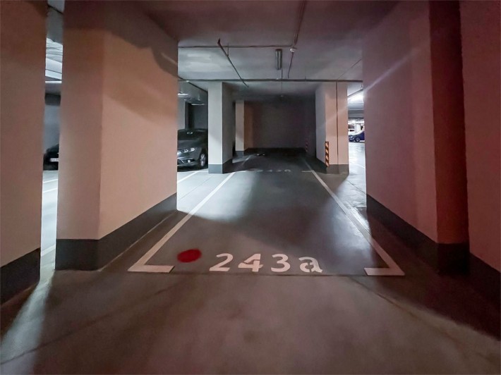 Продаж двох паркомісць у ЖК Ярославів Град, 37500 за кожне! - фото 1