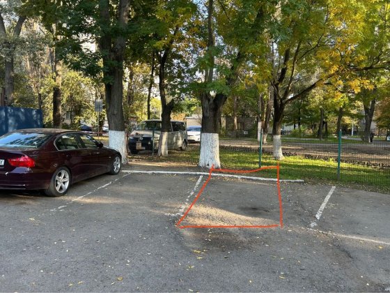 Продам место на охраняемой стоянке Одесса