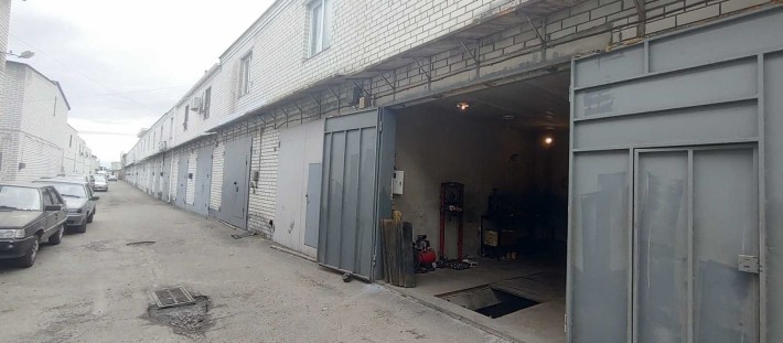 Гараж на 2 авто Північ Закревського 93 Під підйомник 5мх6м Милославичі - фото 1