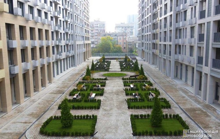 Продаж паркомісця з шафою в ЖК Ярославів Град. Шевченківський р-н - фото 1