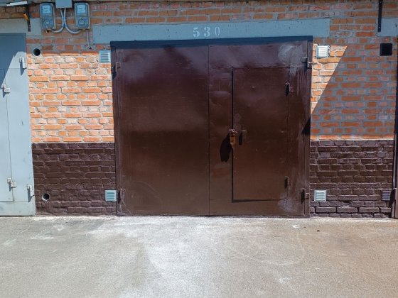 Продам цегляний гараж свіжозбудований в кооперативі ,, Південний ", Киев