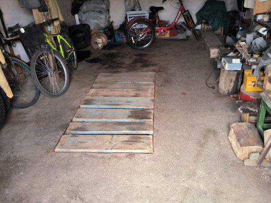 Продам гараж в смт.Макарів,Київської області Макарів