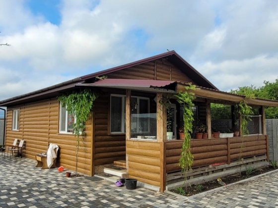 Здам СВІЙ будинок на 6 - 7 осіб ( Також є будинок на 4 особи!) Чорноморськ