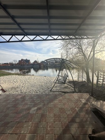 Дом в городе почасово посуточно - фото 1