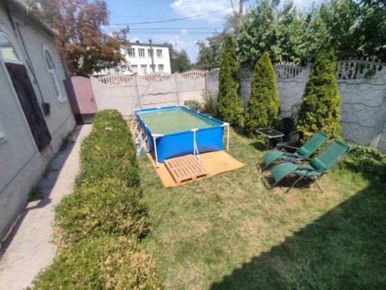 Сдам свой дом с бассейном в Центре города, Мечникова,Дни рождения.