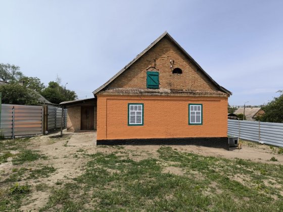 Будинок подобово, правий берег