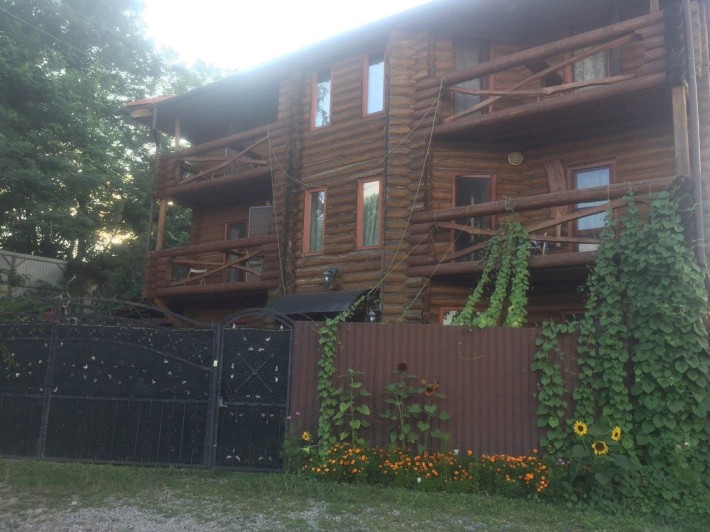 Подобова оренда міні- готеля на річці в Києві. Свята, ретріти, корп-ви - фото 1