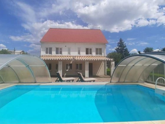 Осокорки. Дом с большим бассейном. Барбекю. Київ