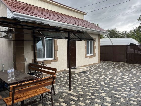 Одесса море .Дом  посуточно две  отдельными комнатами. Одеса