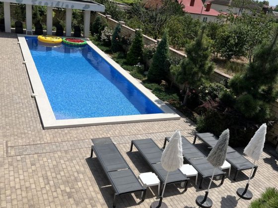 Отдых у бассейна Фонтанка морская сторона. Одесса