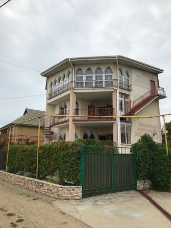 Здам будинок на Кароліно Бугазі ст.Студентська - фото 1