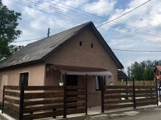 Здається будинок Велятино