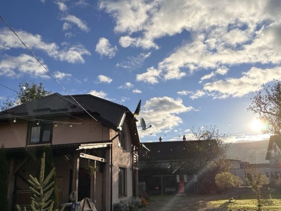 Будиночок в Карпатах з чаном / Проживання Котедж / Драгобрат Буковель Лазещина