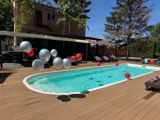 209 Дом с банкетным залом бассейном и спа