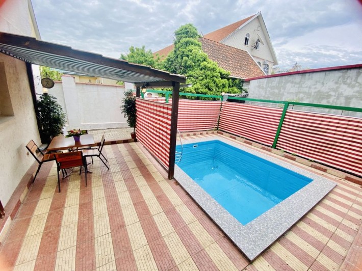 Сдам посуточно номера с бессеином , 1000м от моря - фото 1