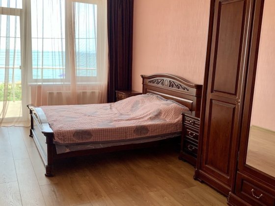 Подобово своя  дача перша лінія широкий пляж до 8 людей парковка терр