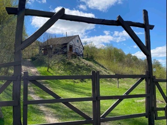 Здаю дім на березі річки подобово у Новгороді-Сіверському. Новгород-Сіверський