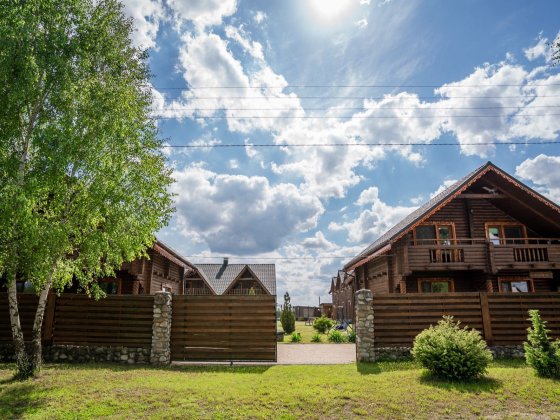 Оренда будинку на Світязі. Котедж на 16 осіб! Проживання+сніданки.