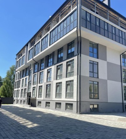 Продаж 2-к квартири вул. Радистів 18 - фото 1