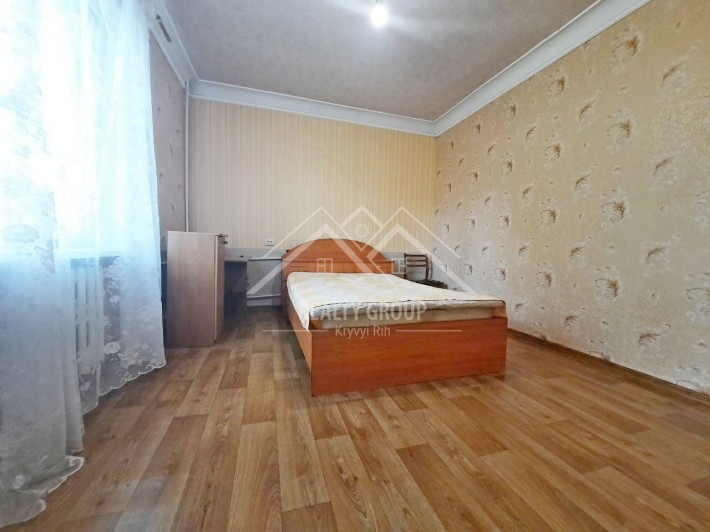 Продається 3-кімнатна квартира на Прудах - фото 1