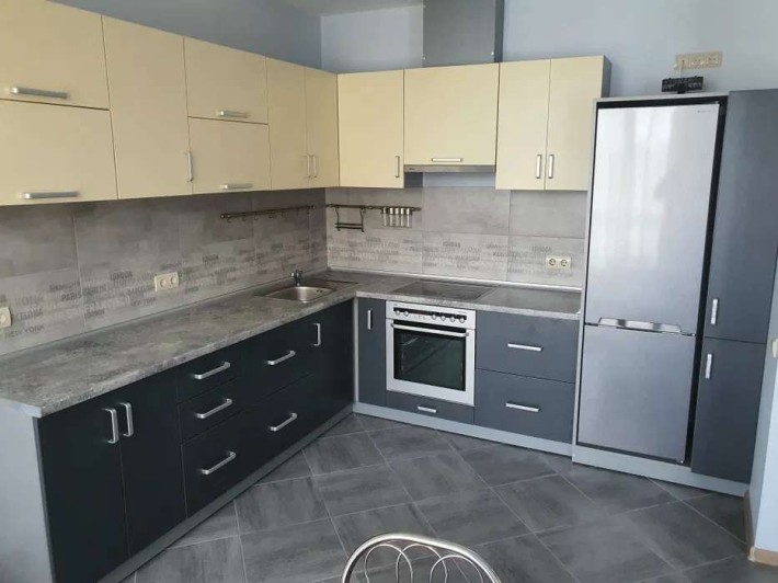 Продаж 1-к квартири вул. Кам'янська 6 - фото 1