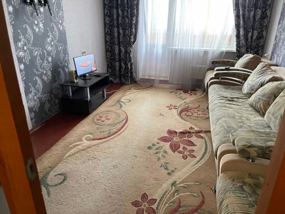 Двокімнатна квартира з евроремонтом подобово Бердичів