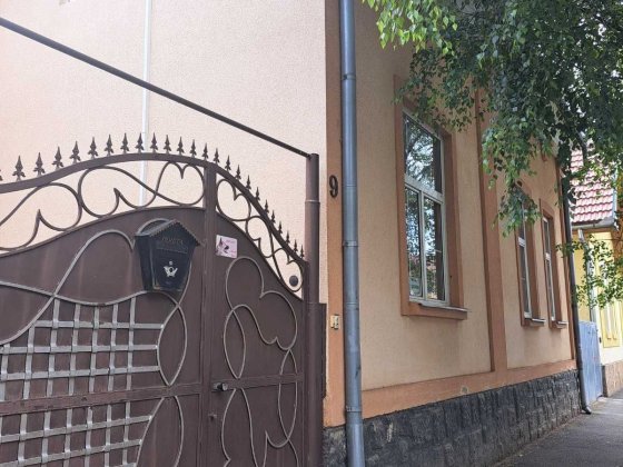 Подобова оренда номерів/кімнат в центрі м. Берегово. Берегове