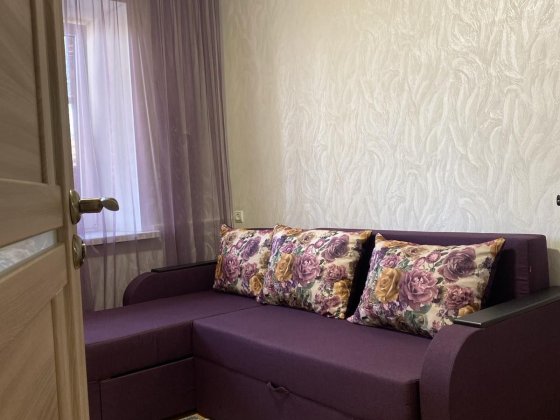 3 кімн. кв-ра  подобово, погодинно. Каменское