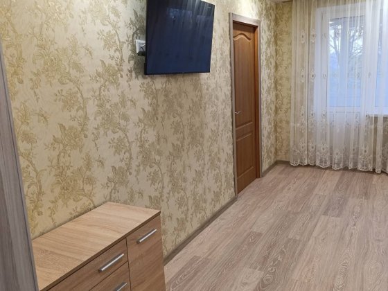 Посуточно двухкомнатная квартира Добропілля