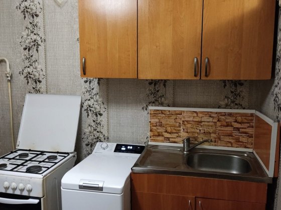 Квартира в Олексіїво-Дружківці, однокімнатна,подобово