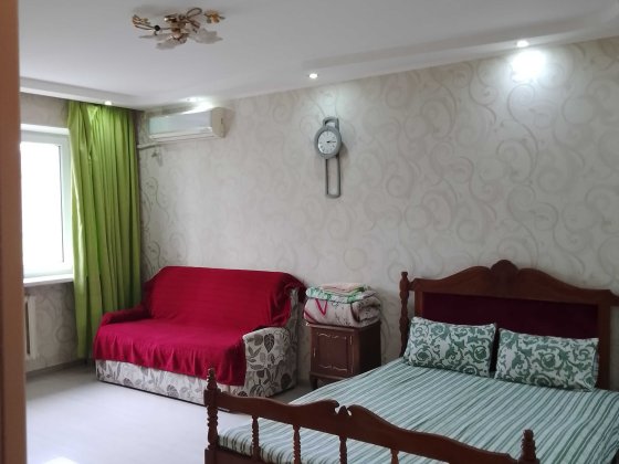 Квартира подобово Чорноморськ