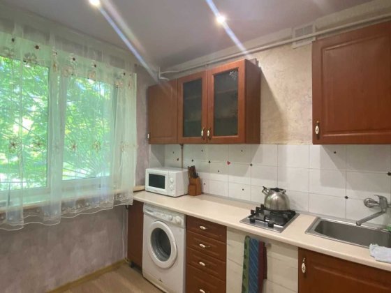 Сдам отдыхающим 1 комнатную квартиру на Парковой у моря Чорноморськ