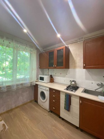 Сдам отдыхающим 1 комнатную квартиру на Парковой у моря - фото 1