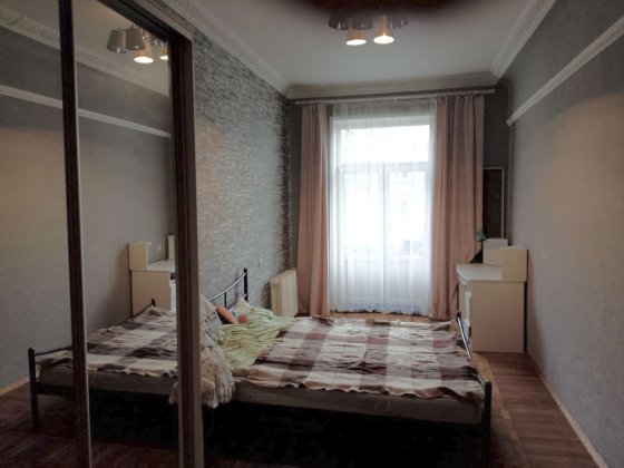 Посуточно, аренда квартиры, трёхкомнатная 110м2 Краматорск