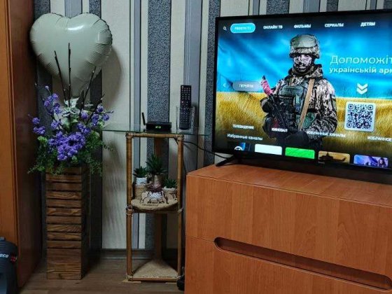 Подобова оренда 2-х кім. квартири в центрі по вул. Університетська