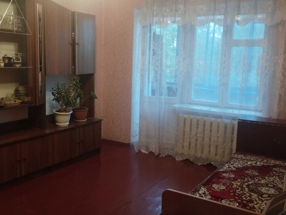 Вільна! Квартира 2х кімнатна подобово біля Лікарні Шостка