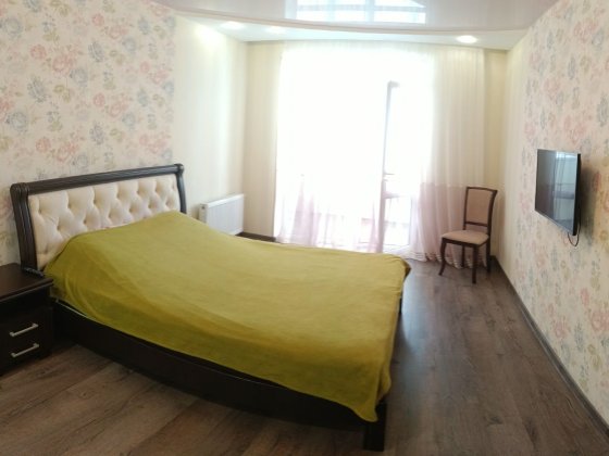 Иванова 20, Сдам посуточно 2 ком. Квартиру (с видом на море) Южное