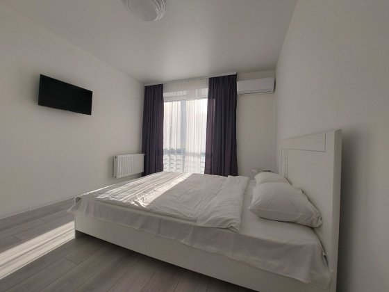 Дрім таун погодинно 600, на добу від 1000 Луцьк