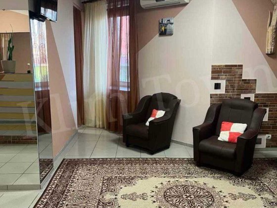 Здаються подобово однокімнатні апартаменти в р-ні університету Переяслав-Хмельницкий