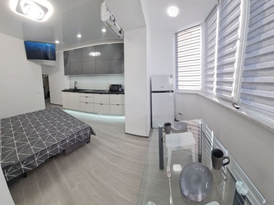 Нова Подобово на Соборній однокімнатної смарт квартири з євроремонтом Ровно