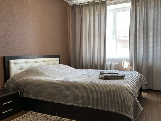 Погодинно, подобово  оренда однокімнатна квартира р-н Чайка Рівне