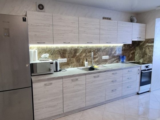 Таврический 2-х комнатная квартира  посуточно Херсон