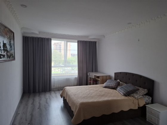 ВІЛЬНО!МакДональдз, ТЦ Майдан 2 кімнатнаподобово.Можливо помісячно Чернівці