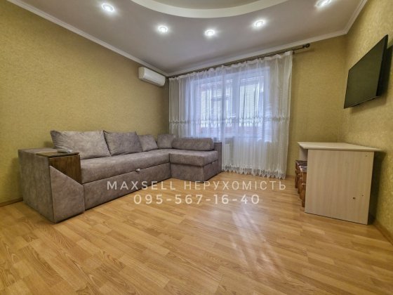 ВІЛЬНА! Здам подобово квартиру в самому центрі міста Суми