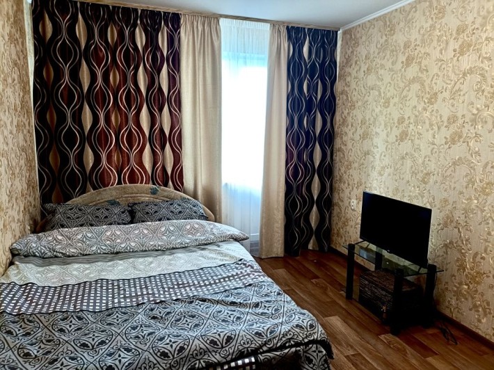 Центр. Шпиталь. Червоний міст. Погодинно, Подобово. На короткі терміни - фото 1