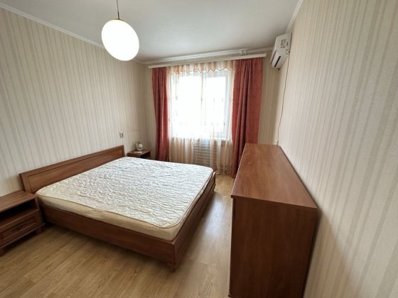 Здається простора та свіженька трьокімнатна квартира! Черкаси