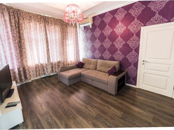 Посуточно 2к квартира в центре на ул. Льва Толстого, 5 Київ