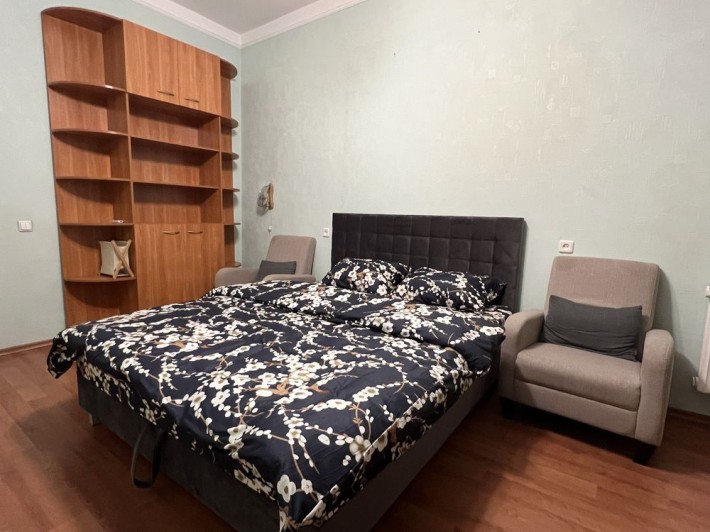 Подобово квартира ЖД та авто станція ринок Озерка парк Глоби лікарні - фото 1