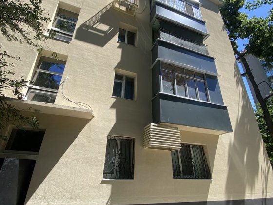 Посуточно 2 ком квартира Шинник 12 квартал Тополь Богдана Хмельницкого Дніпро