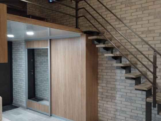 Сдам посуточно Двухуровневую  студію на левом березі район 9-ой боль Дніпро